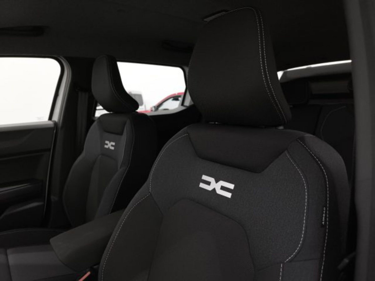 Dacia Duster 1.2 Eco-G Expression 120cv (9)