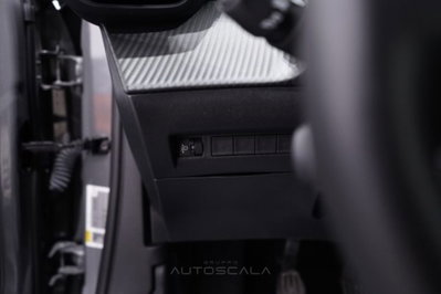 Peugeot 2008 1.2 puretech Allure s&s 100cv (12)