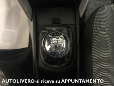 Peugeot 207 HDi 70CV 5p. Access (16)