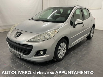 Peugeot 207 HDi 70CV 5p. Access (2)