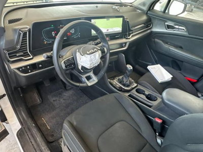 Kia Sportage 1.6 CRDi MHEV Business (14)