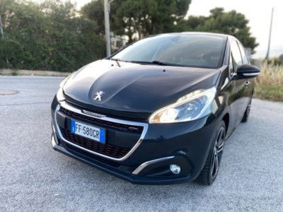 Peugeot 208 Turbo 110 EAT6 S&S 5 porte GT Line (2)
