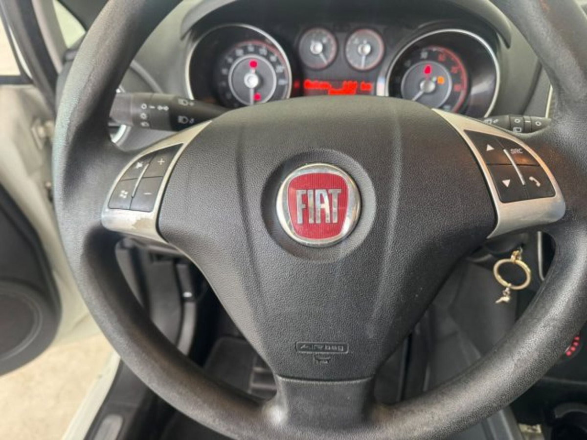 Fiat Punto Evo 1.2 3 porte Dynamic (17)