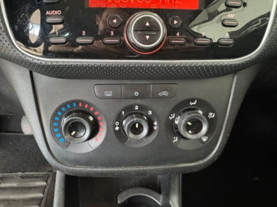 Fiat Punto Evo 1.2 3 porte Dynamic (19)