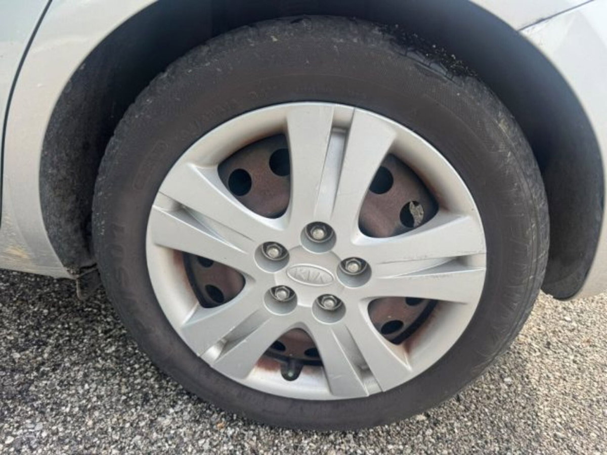 Kia cee'd 1.6 CRDi VGT 90CV 5p. LX (16)