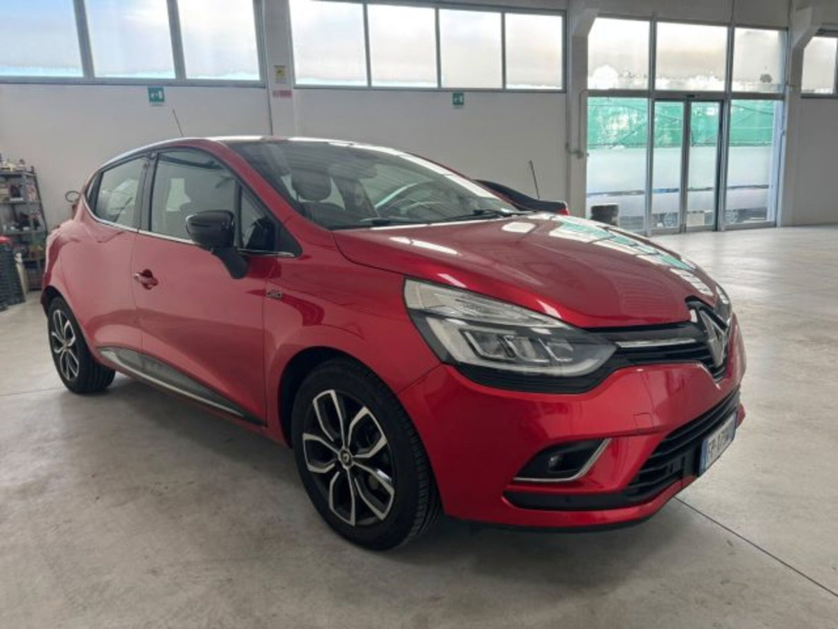 Renault Clio dCi 8V 90CV EDC Start&Stop 5 porte Energy Intens (2)