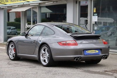 Porsche 911 Coupé Carrera 4S (3)