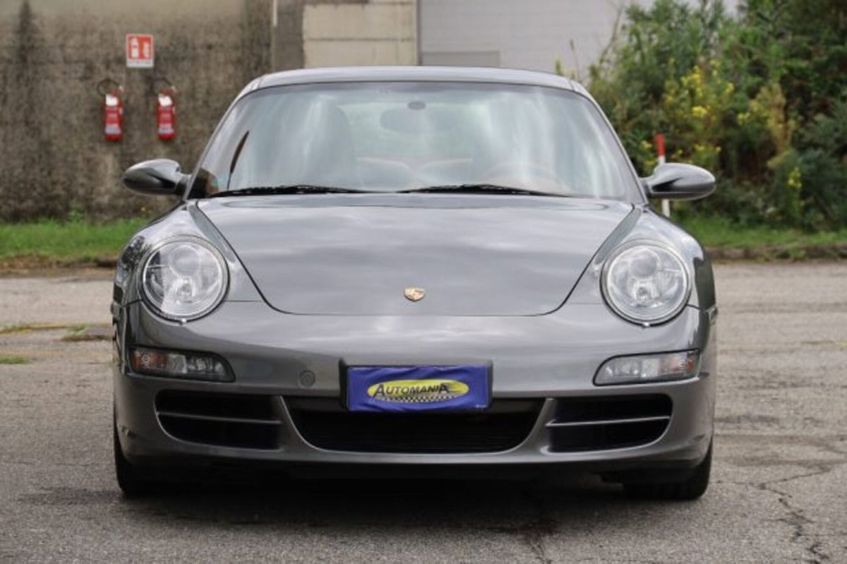 Porsche 911 Coupé Carrera 4S (5)