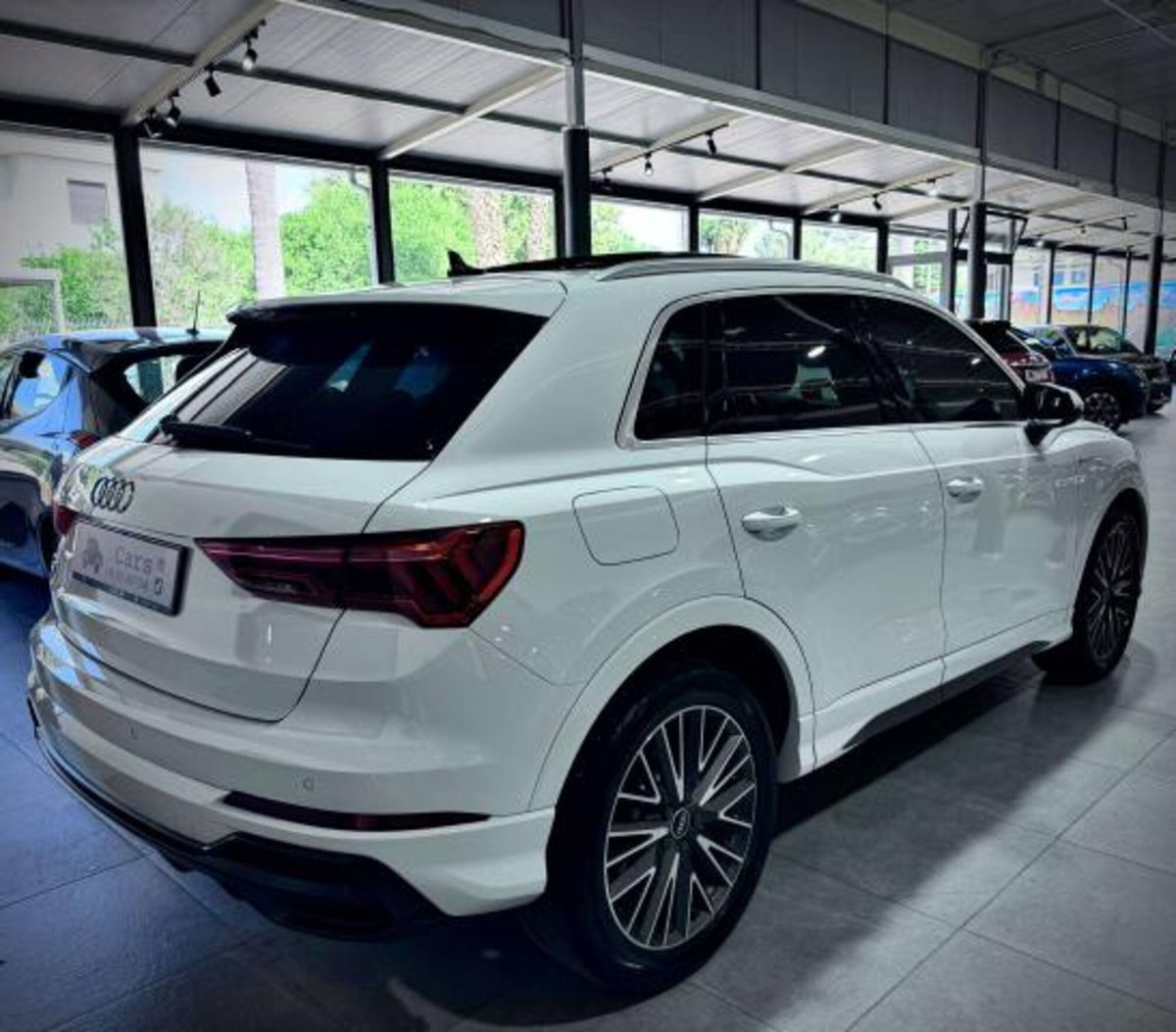 Audi Q3 35 2.0 tdi s-tronic (7)