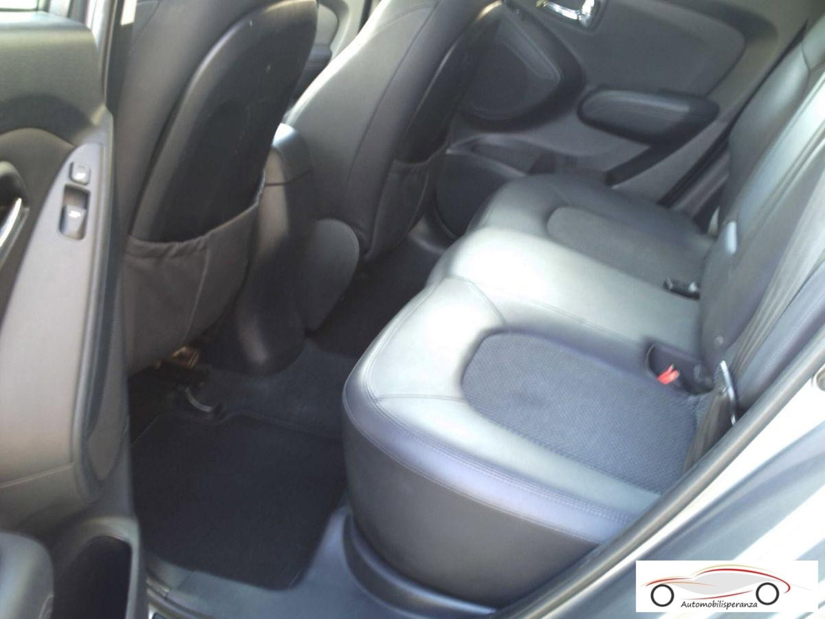 Hyundai ix35 1.7 CRDi 2WD Comfort (6)