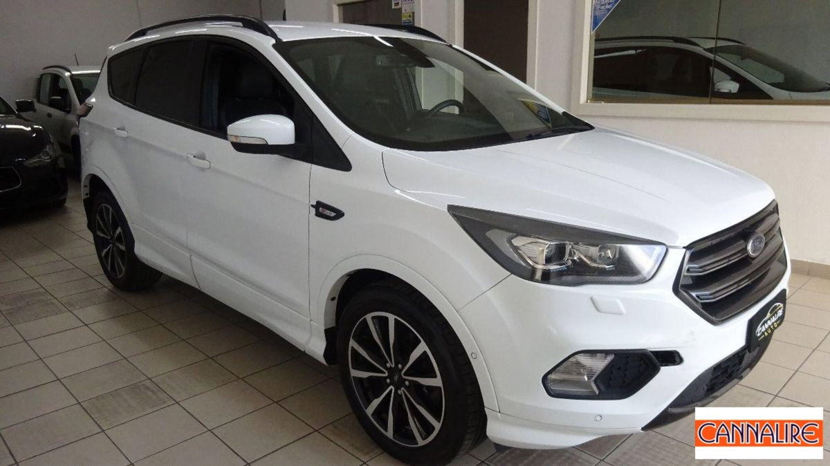 Ford Kuga 2.0 TDCI 120 CV S&S 2WD Plus (2)
