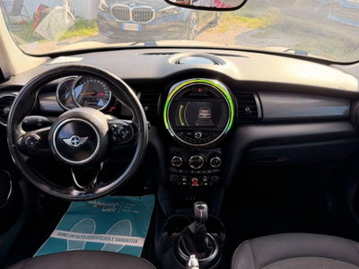 MINI Mini 1.5 Cooper D Business 5 porte (8)