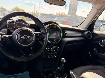 MINI Mini 1.5 Cooper D Business 5 porte (9)