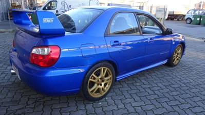 Subaru Impreza 2.5 WRX STi (12)