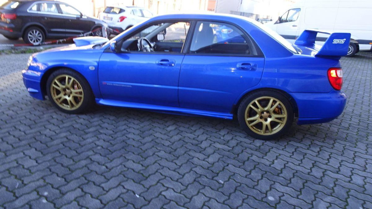 Subaru Impreza 2.5 WRX STi (7)