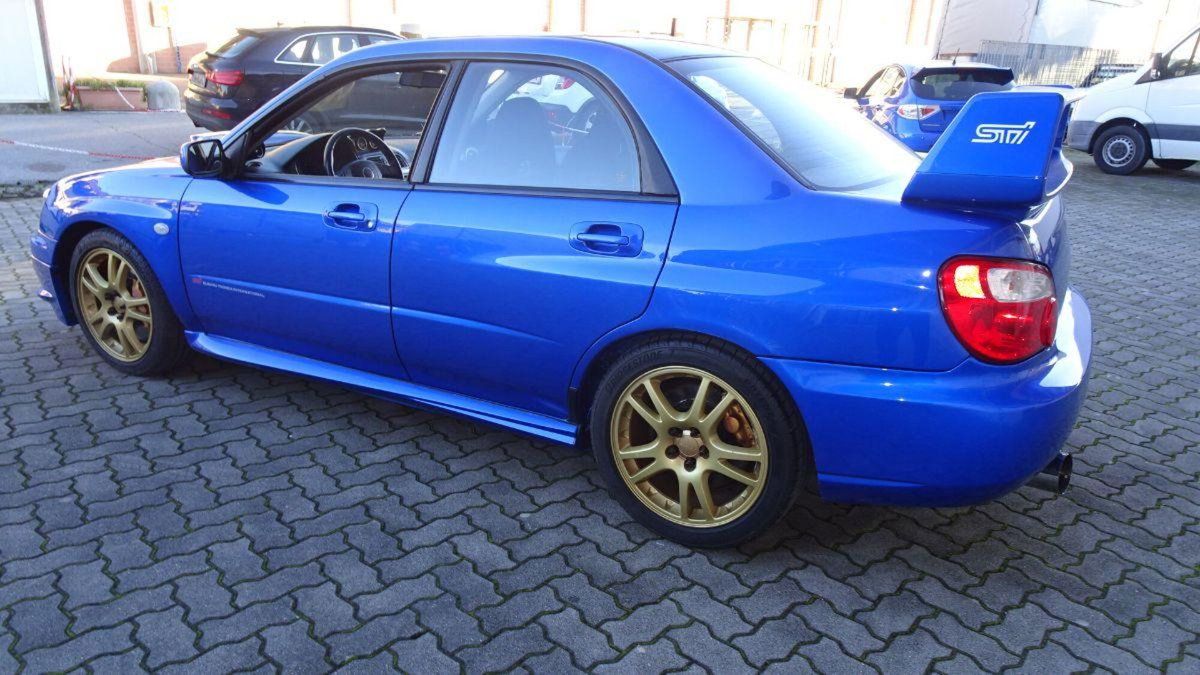 Subaru Impreza 2.5 WRX STi (8)