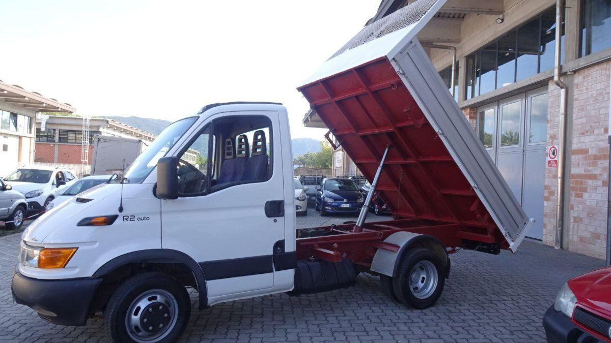 Iveco Daily Telaio 35C10 2.3 Hpi PM-RG Cabinato