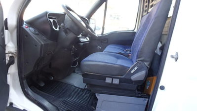 Iveco Daily Telaio 35C10 2.3 Hpi PM-RG Cabinato (16)