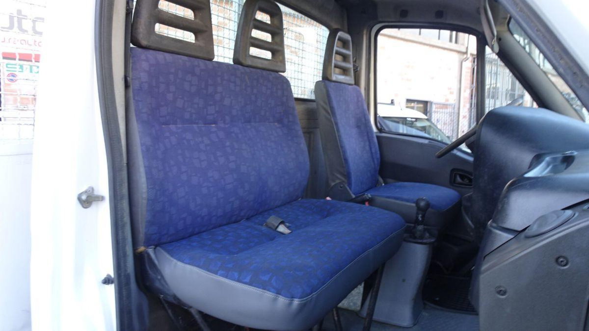 Iveco Daily Telaio 35C10 2.3 Hpi PM-RG Cabinato (20)