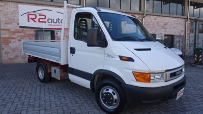 Iveco Daily Telaio 35C10 2.3 Hpi PM-RG Cabinato (6)