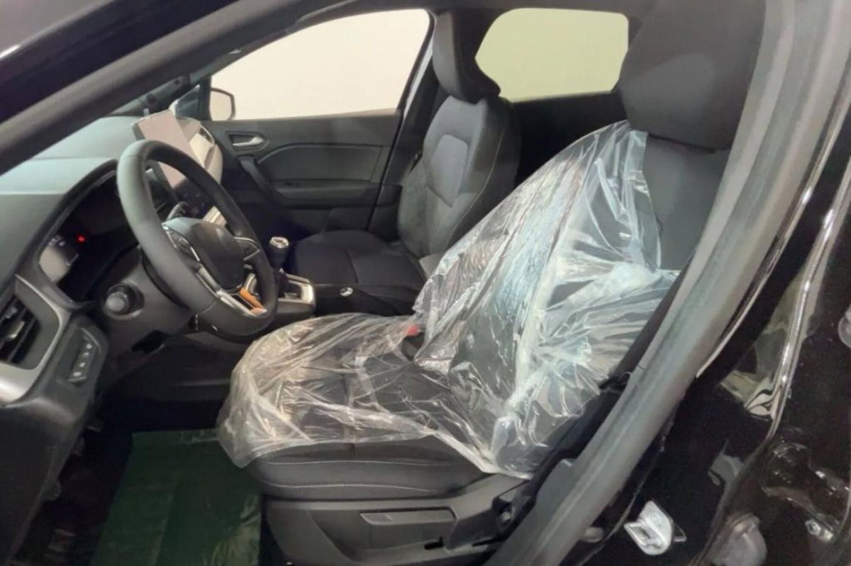 Renault Captur 1.2 eco-g Evolution 120cv (8)