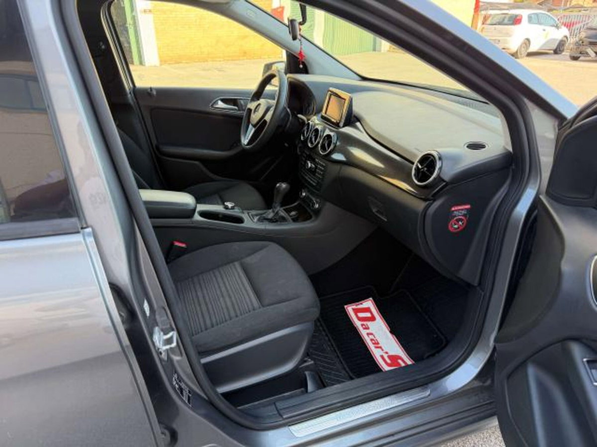 Mercedes-Benz Classe B 180 CDI Executive (9)