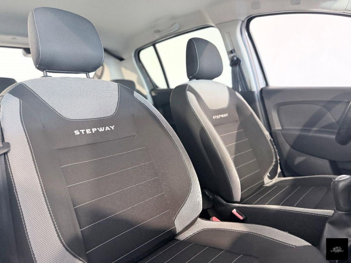Dacia Sandero Stepway 1.5 dCi 8V 90CV (12)