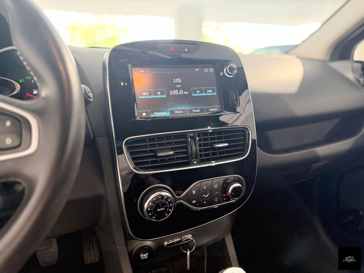 Renault Clio dCi 8V 90 CV Start&Stop 5 porte Energy Life (11)