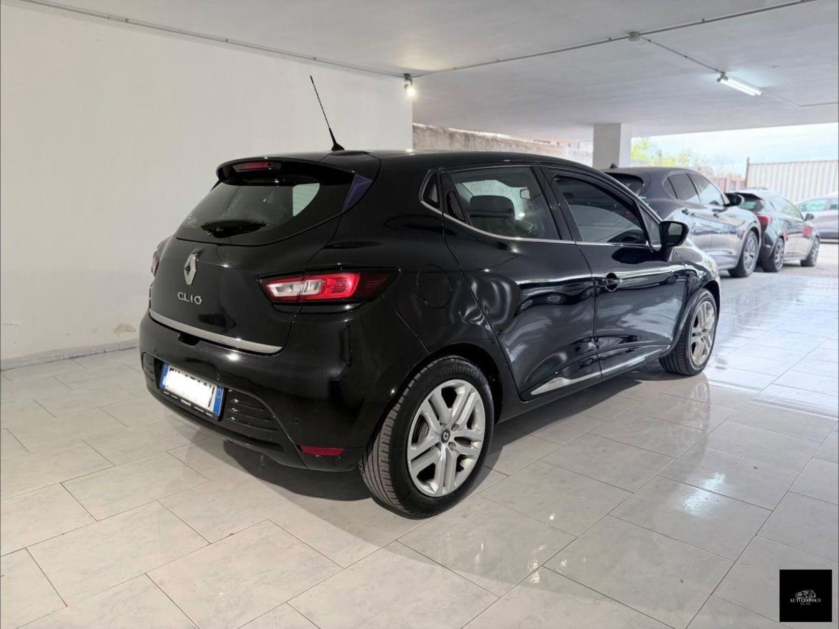 Renault Clio dCi 8V 90 CV Start&Stop 5 porte Energy Life (5)