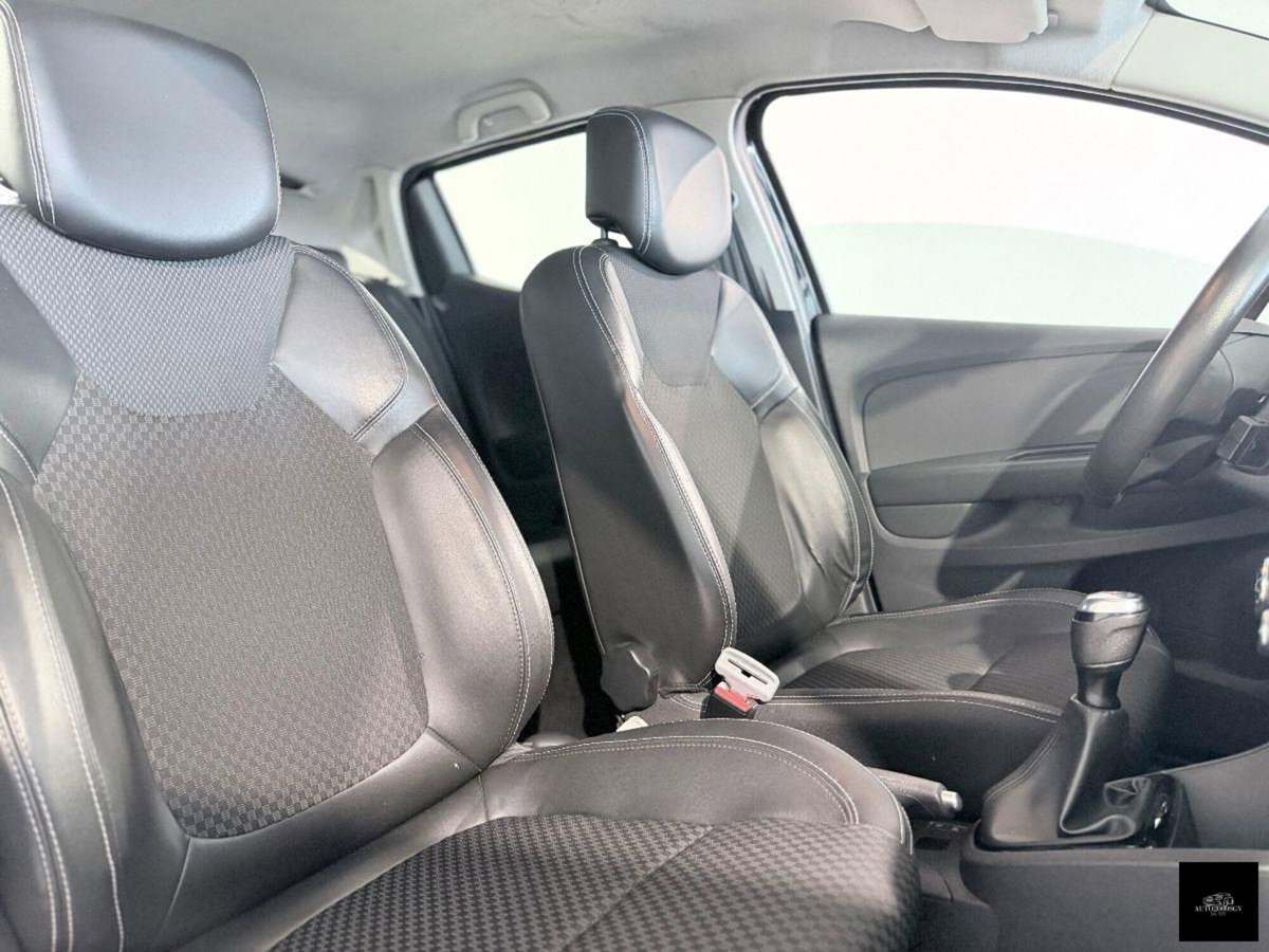 Renault Clio dCi 8V 90 CV Start&Stop 5 porte Energy Life (6)
