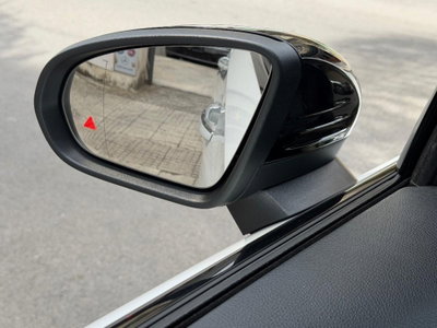 Mercedes-Benz Classe A 180 d Premium (13)
