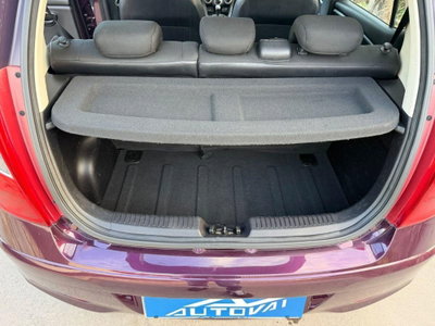 Hyundai i10 1.1 12V Fiorucci (15)