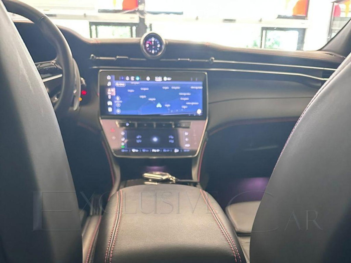 Maserati Grecale .0 mhev Modena 250cv auto (13)