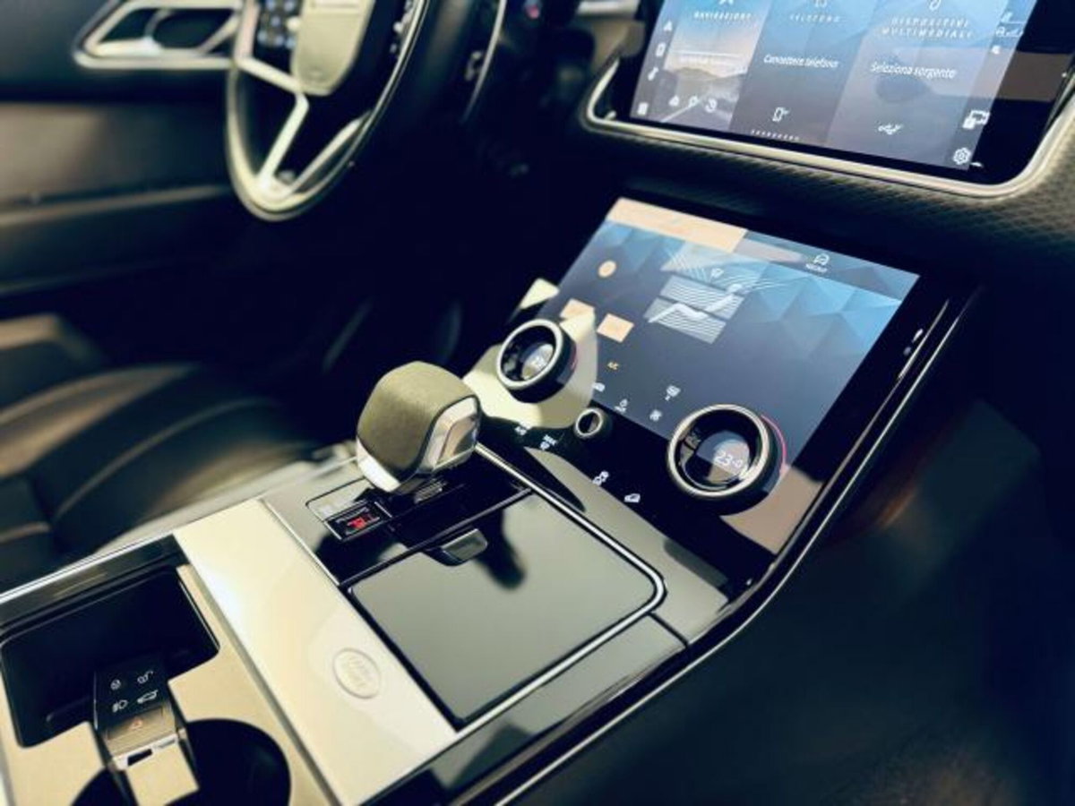 Land Rover Range Rover Velar 2.0d i4 mhev S 4wd 204cv auto (13)