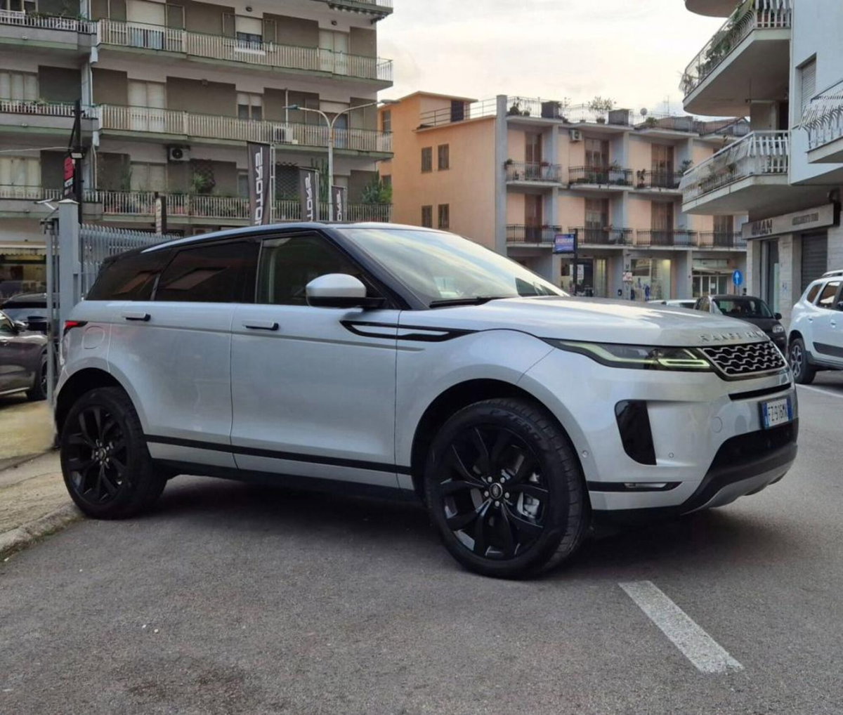 Land Rover Range Rover Evoque 2.0 TD4 150 CV 5p. SE (3)