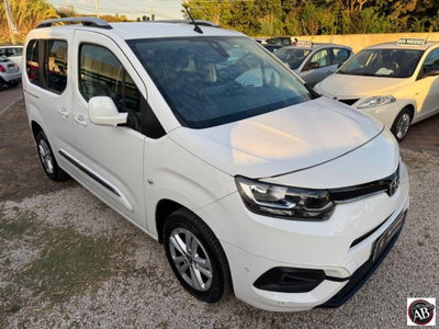 Toyota Proace City Verso City Verso 1.5D 100 CV S&S Short Lounge (3)