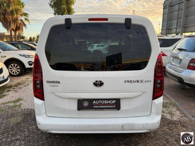 Toyota Proace City Verso City Verso 1.5D 100 CV S&S Short Lounge (5)