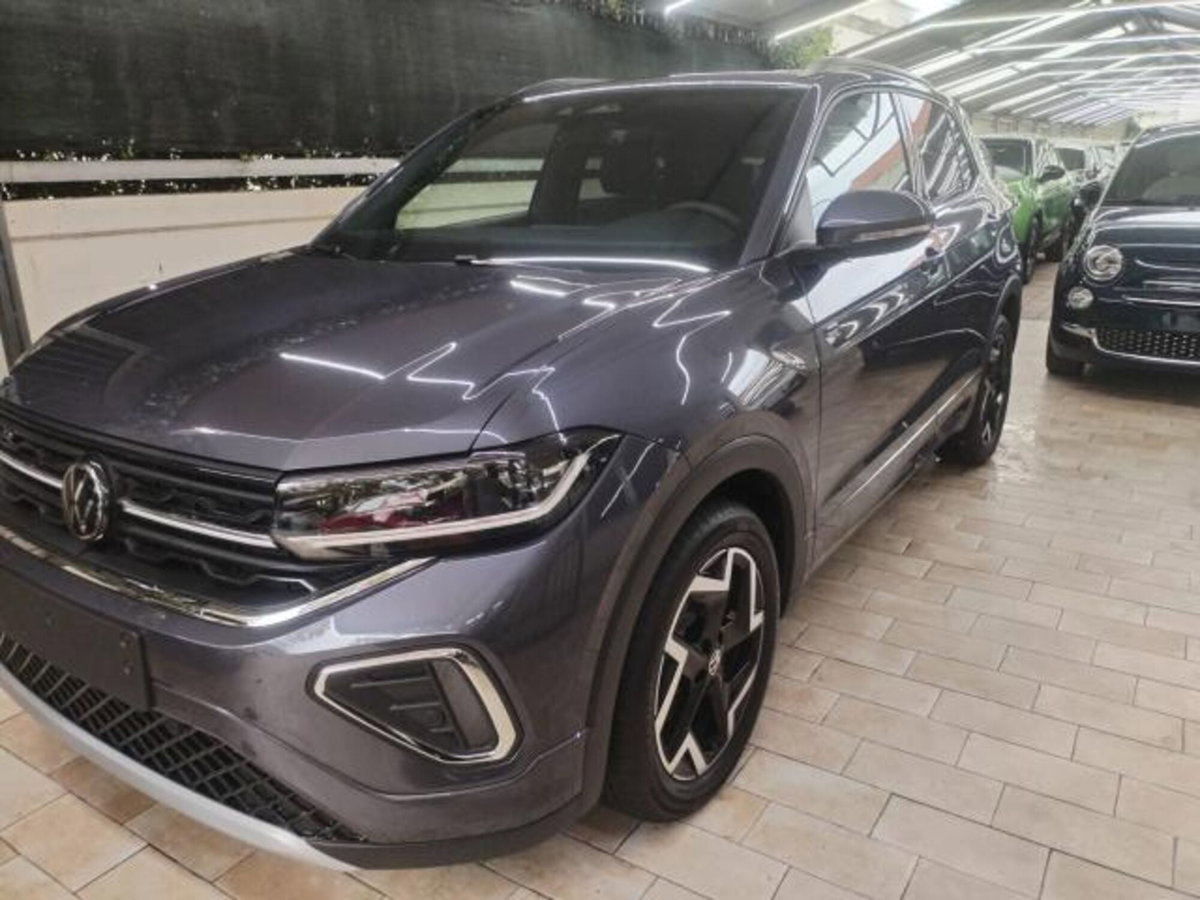 Volkswagen T-Cross 1.0 tsi R-Line 115cv (2)