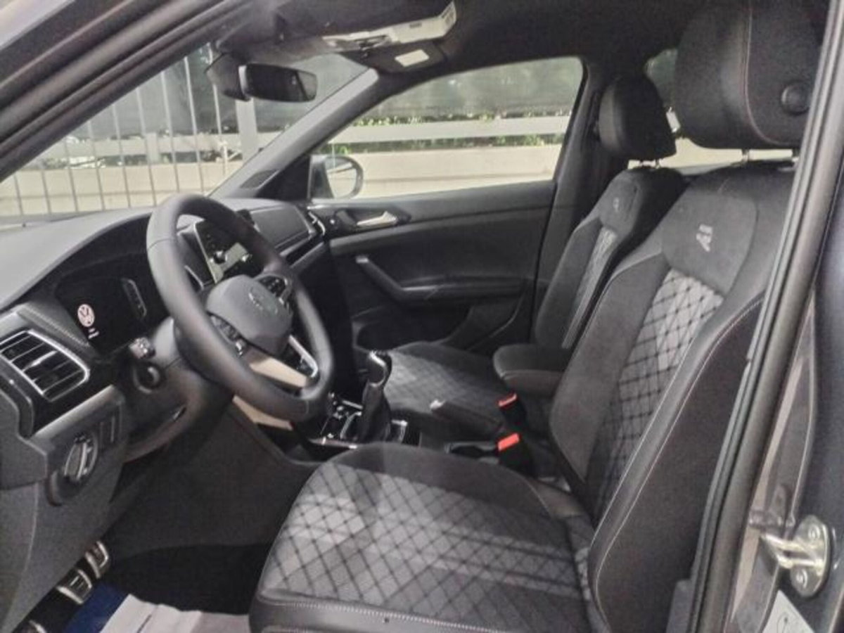 Volkswagen T-Cross 1.0 tsi R-Line 115cv (8)