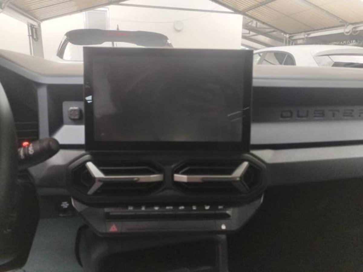 Dacia Duster 1.6 hybrid Journey 140cv (12)