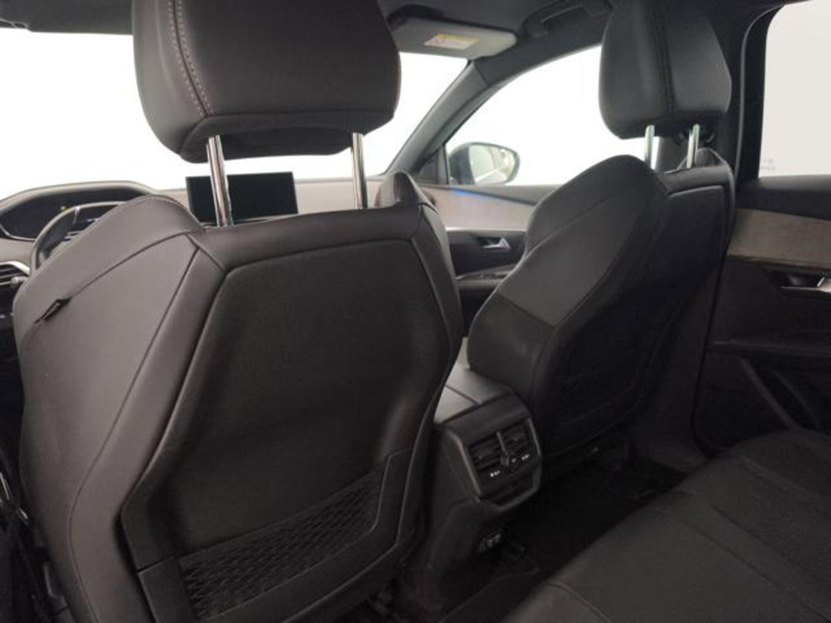 Peugeot 3008 BlueHDi 130 S&S EAT8 GT Pack (19)