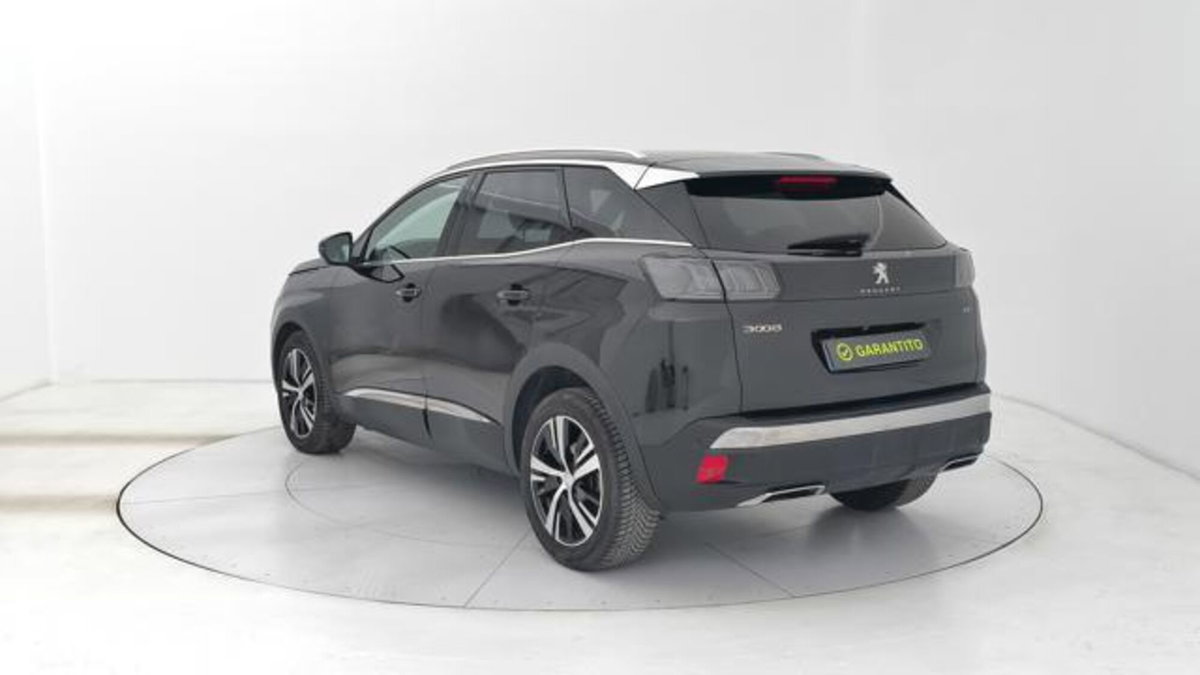 Peugeot 3008 BlueHDi 130 S&S EAT8 GT Pack (3)