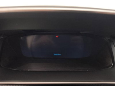 Peugeot 2008 BlueHDi 130 S&S EAT8 Allure Pack (13)