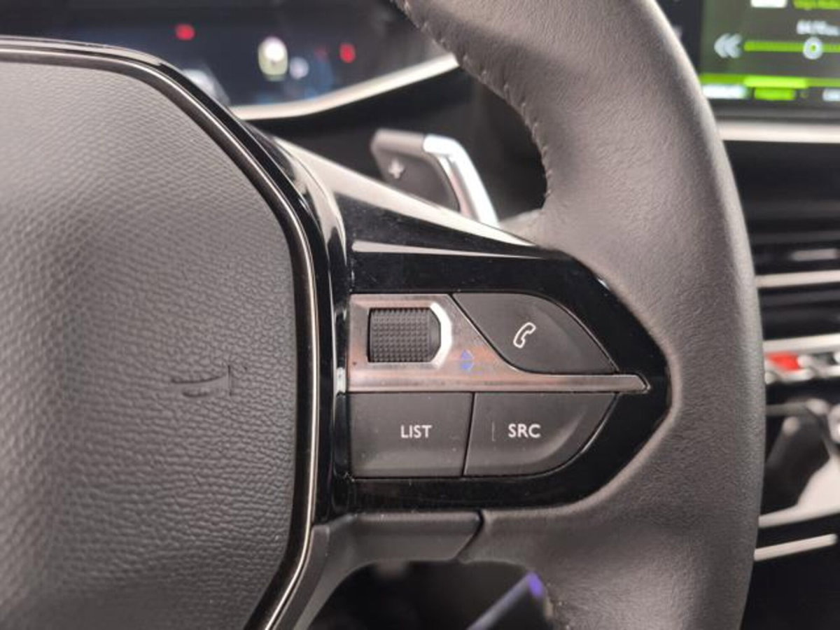 Peugeot 2008 BlueHDi 130 S&S EAT8 Allure Pack (15)