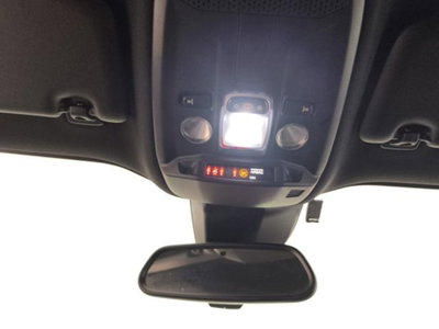 Peugeot 2008 BlueHDi 130 S&S EAT8 Allure Pack (17)