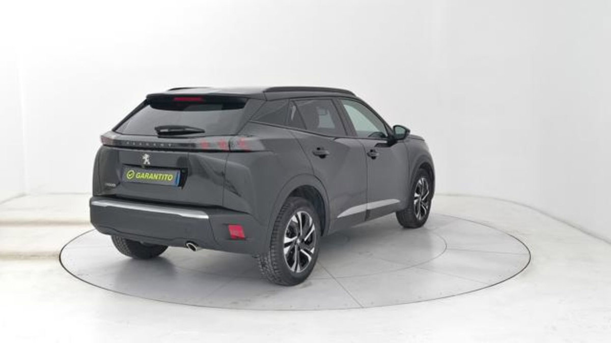 Peugeot 2008 BlueHDi 130 S&S EAT8 Allure Pack (5)