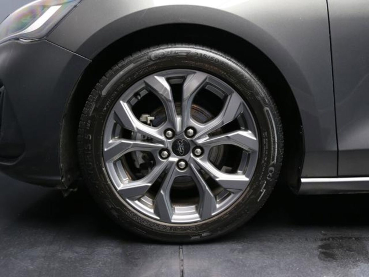 Ford Focus Station Wagon 1.5 EcoBlue 120 CV automatico SW ST-Line (5)