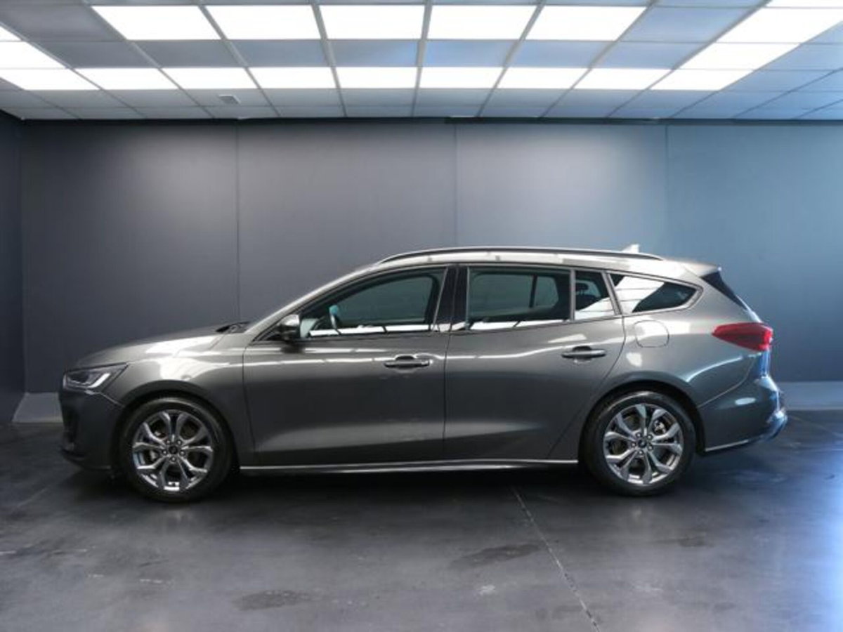 Ford Focus Station Wagon 1.5 EcoBlue 120 CV automatico SW ST-Line (6)