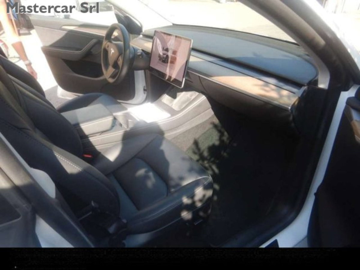 Tesla Model Y Single Motor rwd (6)
