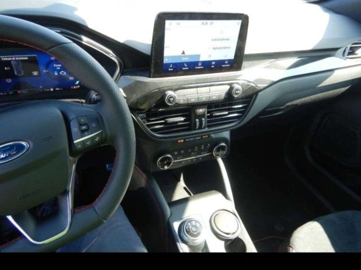 Ford Kuga 2.5 Plug In Hybrid 225 CV CVT 2WD ST-Line (11)